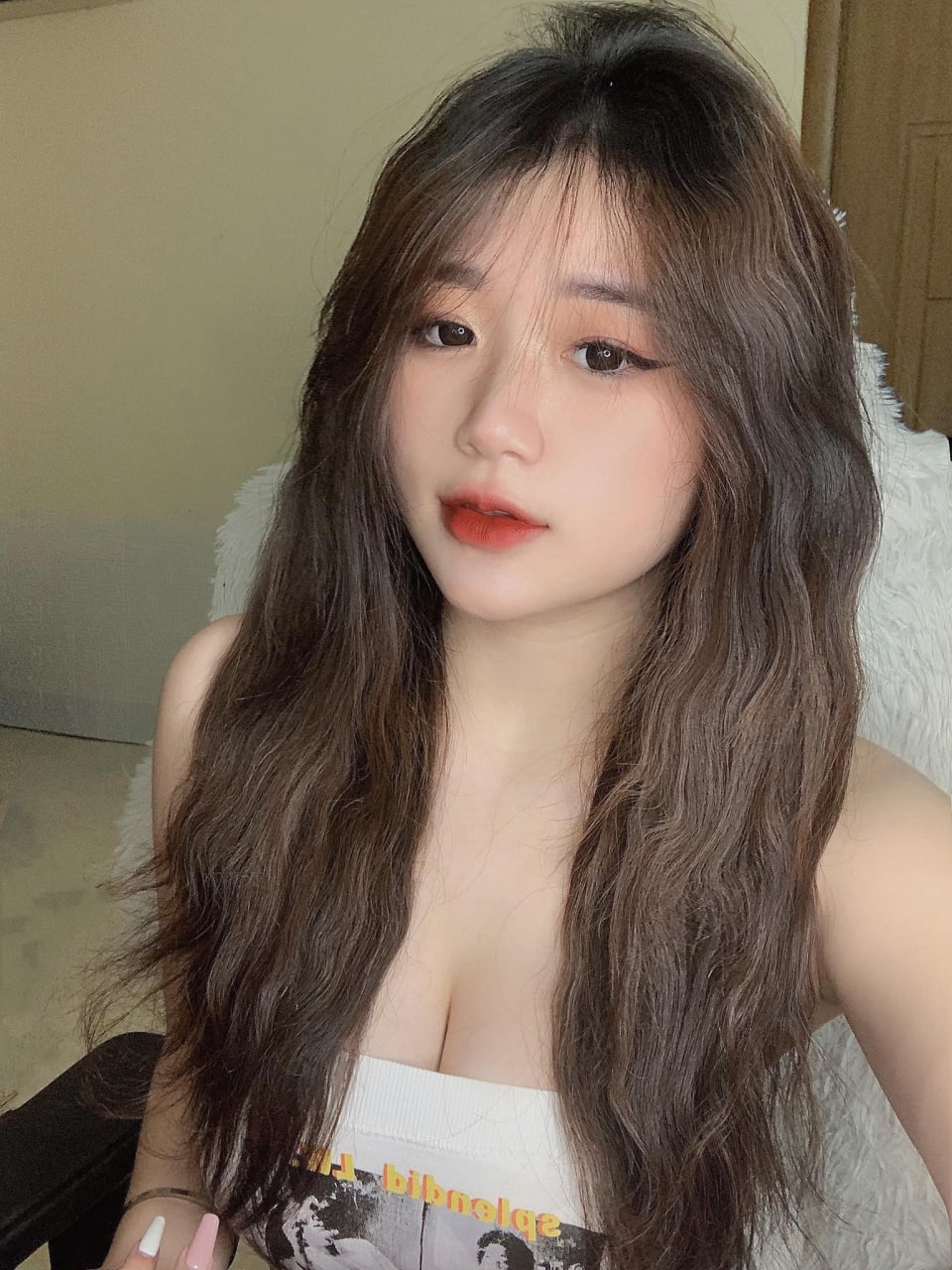 Chung nhà với cô nàng nứng thích đụ